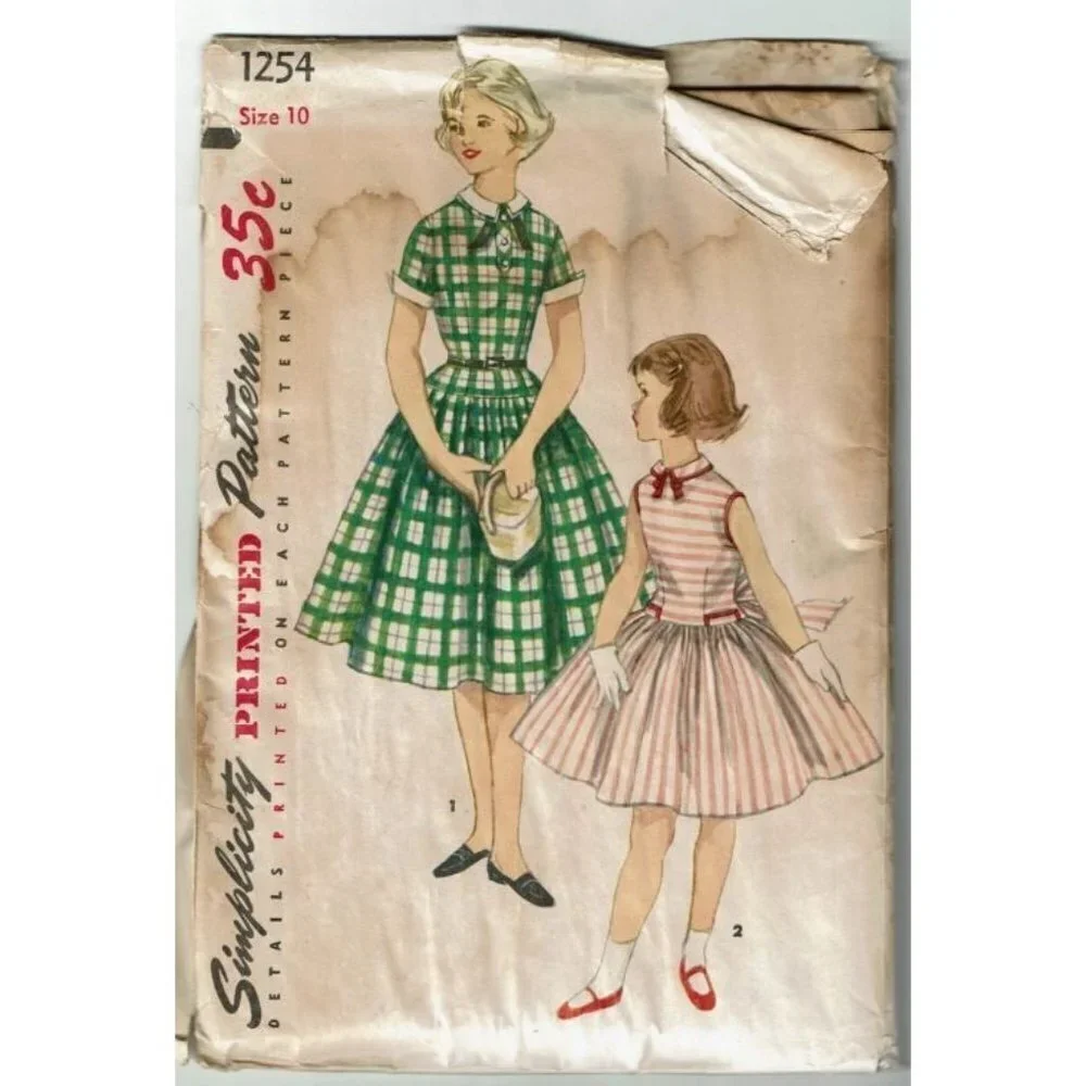 PARTIAL CUT Sewing Pattern Simplicity 1254 Dress Detachable Collar Girls Size 10